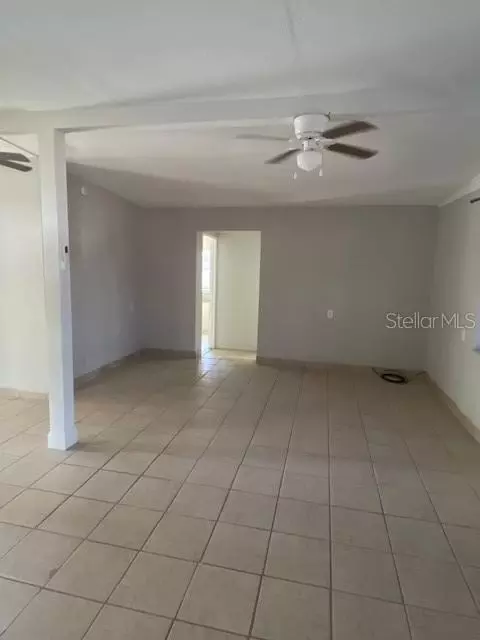 Living - 919 Columbia Ave, Saint Cloud, FL 34769 photo 1 of 2