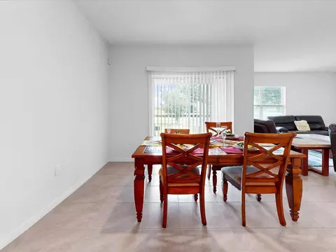Dining - 1451 Olive Ct, Saint Cloud, FL 34771 photo 2 of 2