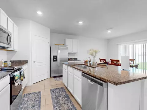 Kitchen - 1451 Olive Ct, Saint Cloud, FL 34771 photo 2 of 3