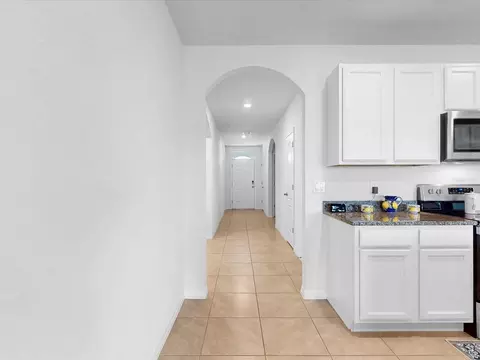 Entry Way - 1451 Olive Ct, Saint Cloud, FL 34771 photo 1 of 1