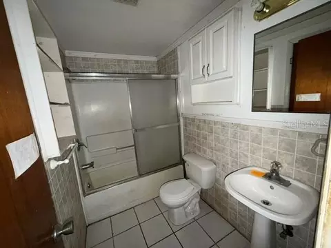 1050 Beach Ln, Winter Haven, FL 33880 photo 4