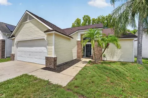 10449 Glassborough Dr, Orlando, FL 32825