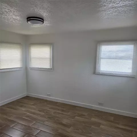 2010 Oak St, Saint Cloud, FL 34769 photo 11
