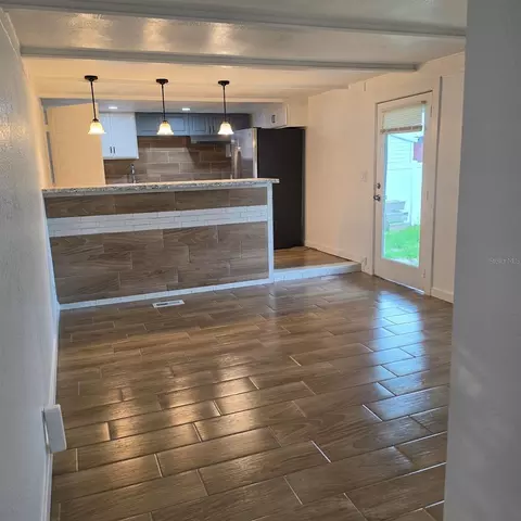 2010 Oak St, Saint Cloud, FL 34769 photo 4