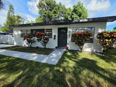 327 Barbara Cir, Belleair, FL 33756