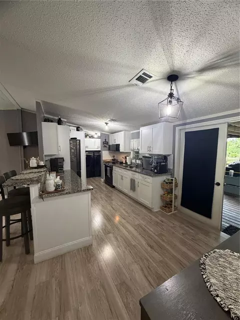 Kitchen - 5655 Palm Ave, Okeechobee, FL 34972 photo 1 of 1
