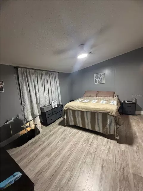 Bedroom - 5655 Palm Ave, Okeechobee, FL 34972 photo 1 of 4
