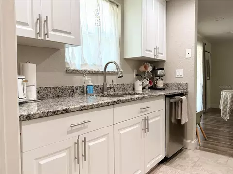Kitchen - 4321 Peacock Rd, Spring Hill, FL 34608 photo 5 of 6
