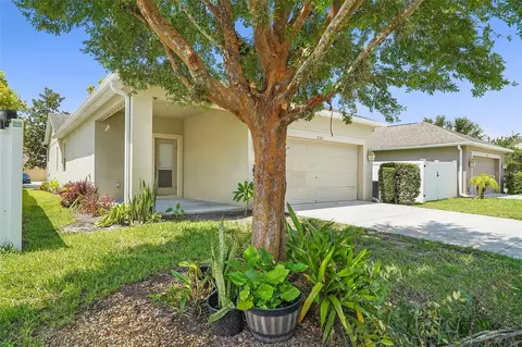 Exterior - 3205 Bayflower Ave, Saint Cloud, FL 34773 photo 4 of 10