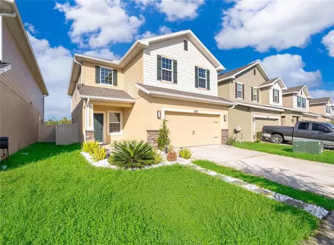 Exterior - 3852 Sagefield Dr, Harmony, FL 34773 photo 3 of 6
