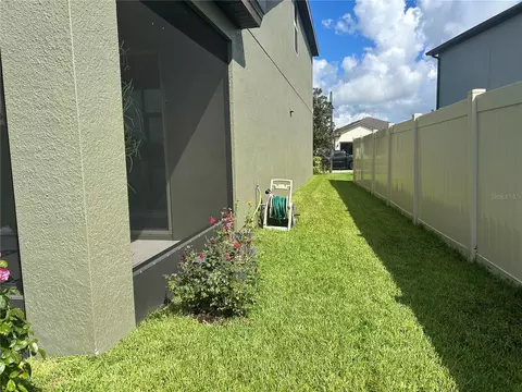 Exterior - 3949 Baja Dr, Saint Cloud, FL 34772 photo 8 of 11