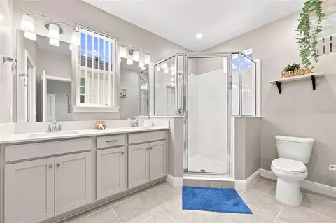 Bath - 3919 Knotty Pine St, Saint Cloud, FL 34772 photo 2 of 5