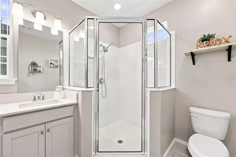 Bath - 3919 Knotty Pine St, Saint Cloud, FL 34772 photo 4 of 5