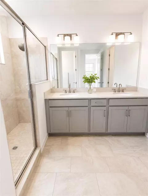 Bath - 5136 Goldfinch Dr, Saint Cloud, FL 34771 photo 2 of 5