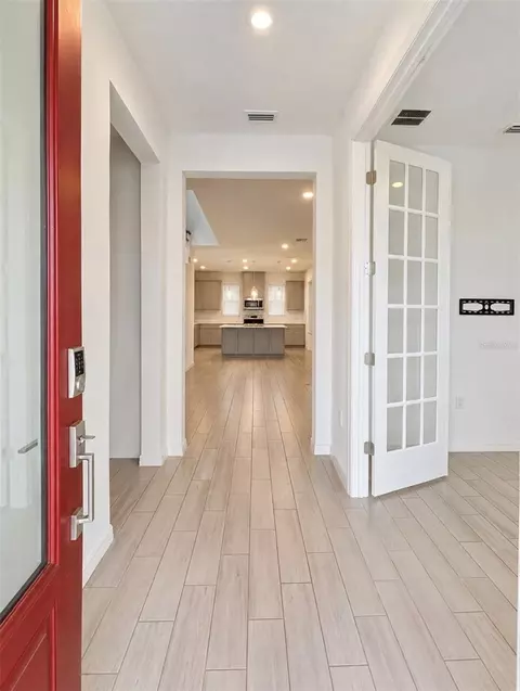 Entry Way - 5136 Goldfinch Dr, Saint Cloud, FL 34771 photo 5 of 6