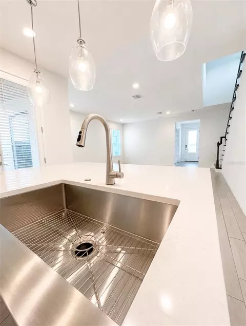 Kitchen - 5136 Goldfinch Dr, Saint Cloud, FL 34771 photo 4 of 4