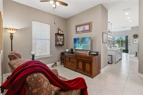 Entry Way - 2344 Datura Loop, Saint Cloud, FL 34772 photo 4 of 5