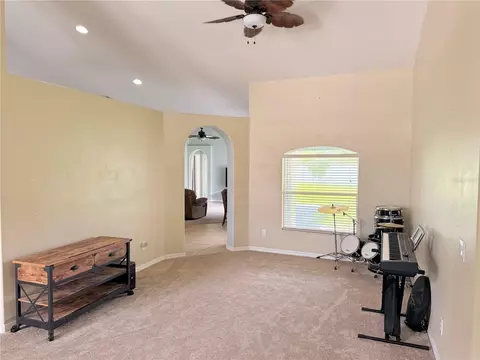 Living - 1000 Seneca Trl, Saint Cloud, FL 34772 photo 2 of 5