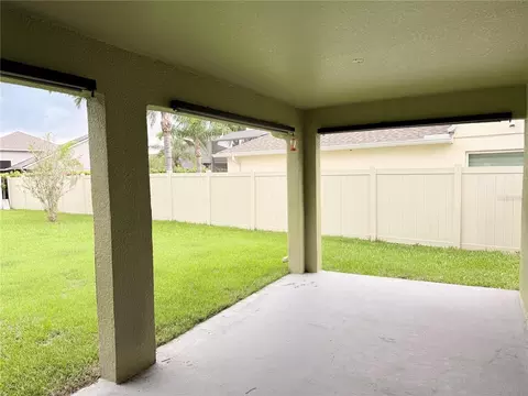 Exterior - 1000 Seneca Trl, Saint Cloud, FL 34772 photo 9 of 12