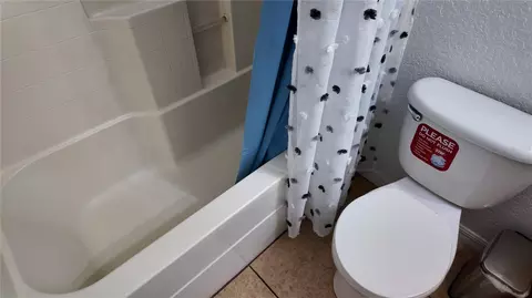 Bath - 1801 Montague Dr, Saint Cloud, FL 34769 photo 3 of 9