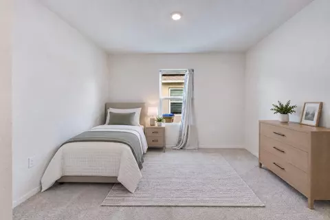 Bedroom - 6766 Grace Hammock Rd, Saint Cloud, FL 34773 photo 4 of 9