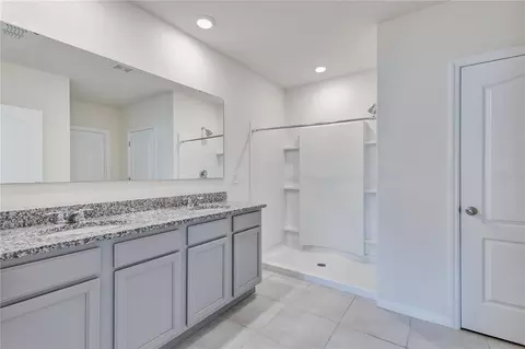 Bath - 6766 Grace Hammock Rd, Saint Cloud, FL 34773 photo 1 of 2
