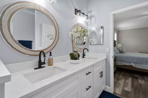 Bath - 5686 Merlin Way, Saint Cloud, FL 34772 photo 6 of 6