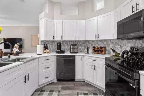 Kitchen - 5686 Merlin Way, Saint Cloud, FL 34772 photo 2 of 9