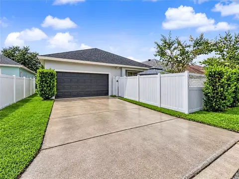 Exterior - 12909 Cragside Ln, Windermere, FL 34786 photo 6 of 6