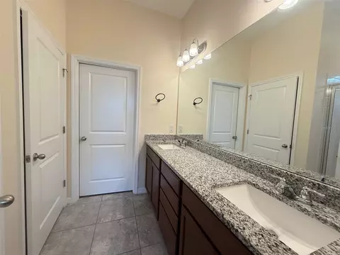 Bath - 2074 Brillante Dr, Saint Cloud, FL 34771 photo 1 of 3