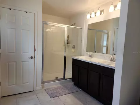 Bath - 5006 Riverside Way, Saint Cloud, FL 34771 photo 3 of 5
