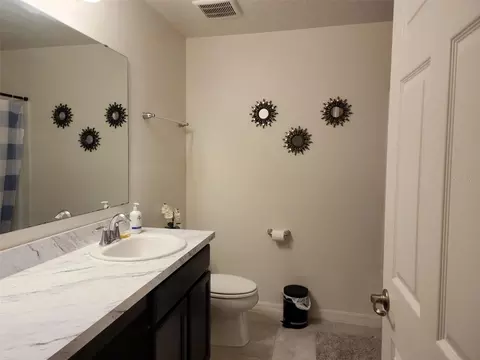 Bath - 5006 Riverside Way, Saint Cloud, FL 34771 photo 4 of 5