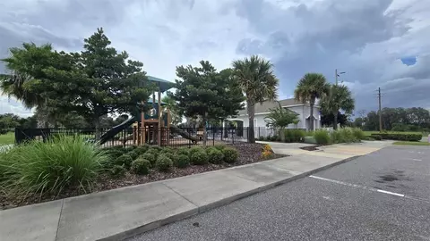 Exterior - 5006 Riverside Way, Saint Cloud, FL 34771 photo 11 of 19