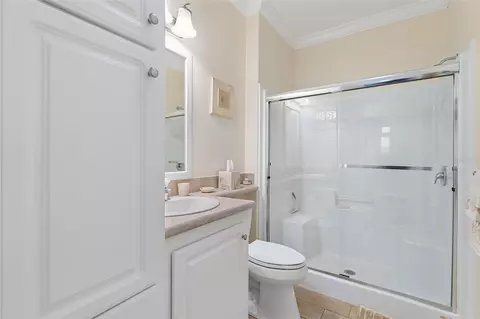 Bath - 4600 Hickory Tree Rd, Saint Cloud, FL 34772 photo 3 of 5