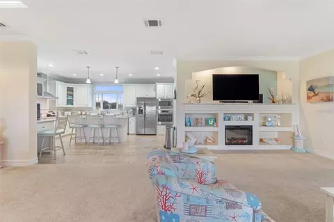 Living - 4600 Hickory Tree Rd, Saint Cloud, FL 34772 photo 3 of 4