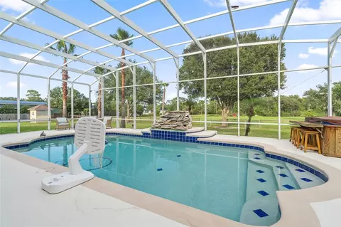 Exterior - 4594 Hickory Tree Rd, Saint Cloud, FL 34772 photo 2 of 10