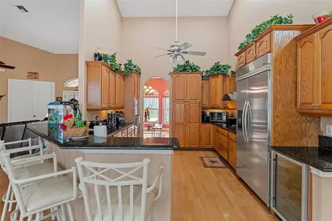 Kitchen - 4594 Hickory Tree Rd, Saint Cloud, FL 34772 photo 4 of 5