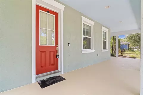 Exterior - 3353 Schoolhouse Rd, Saint Cloud, FL 34773 photo 2 of 15
