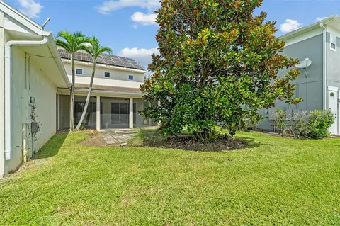 Exterior - 3353 Schoolhouse Rd, Saint Cloud, FL 34773 photo 8 of 15