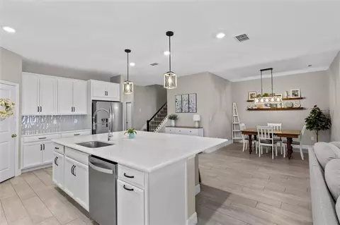 Kitchen - 1274 Silo Dr, Saint Cloud, FL 34771 photo 3 of 4