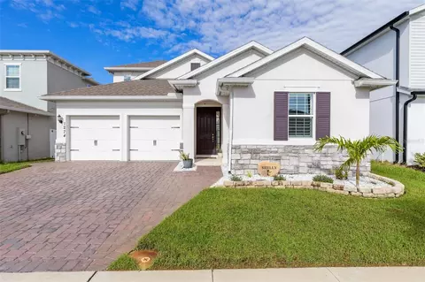 Exterior - 1274 Silo Dr, Saint Cloud, FL 34771 photo 2 of 4
