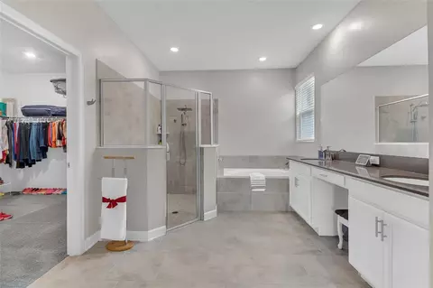Bath - 3253 Wauseon Dr, Saint Cloud, FL 34772 photo 2 of 5