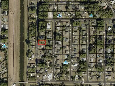 159 Hoffer Ave NW, Palm Bay, FL 32907