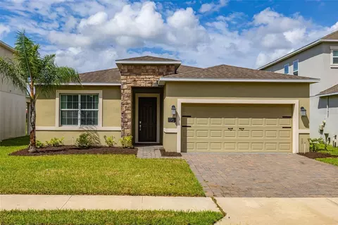 195 Preston Ave, Davenport, FL 33837