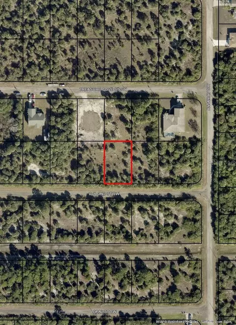 629 Dolond St SW, Palm Bay, FL 32908