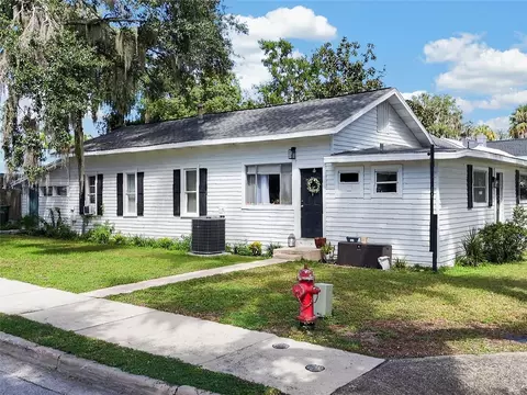 325 S 2nd St, Leesburg, FL 34748