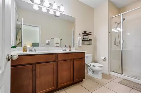 Bath - 8608 Brookvale Dr, Windermere, FL 34786 photo 1 of 2