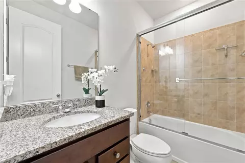 Bath - 5133 Chickadee St, Saint Cloud, FL 34771 photo 2 of 3