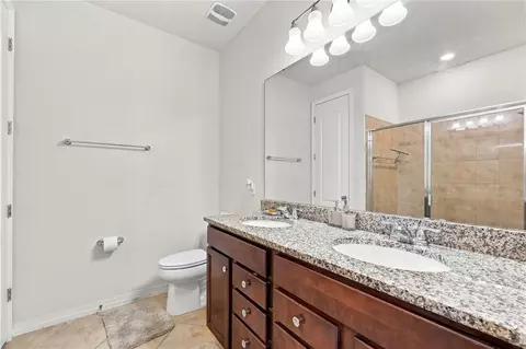 Bath - 5133 Chickadee St, Saint Cloud, FL 34771 photo 3 of 3