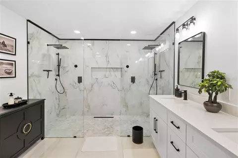 Bath - 3180 Whisper Wind Dr, Saint Cloud, FL 34771 photo 1 of 4